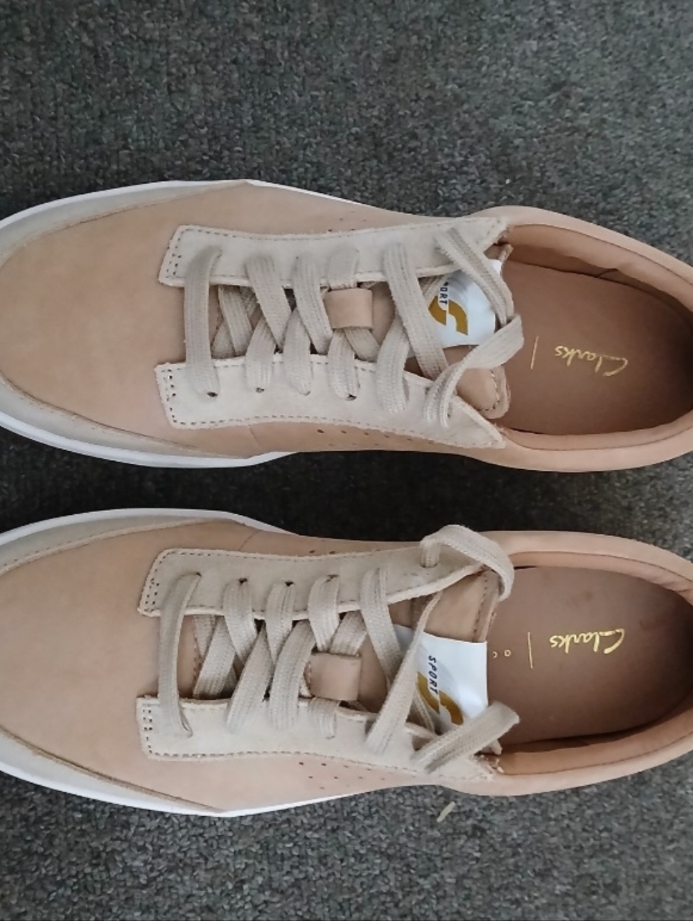 Sneakers  Clarks Active Air Men’s Golden Sand Casual Size 7M Comfort Casual